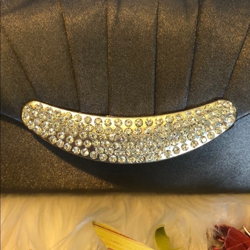 Jessica McClintock gray clutch/ purse - Picture 2 of 6